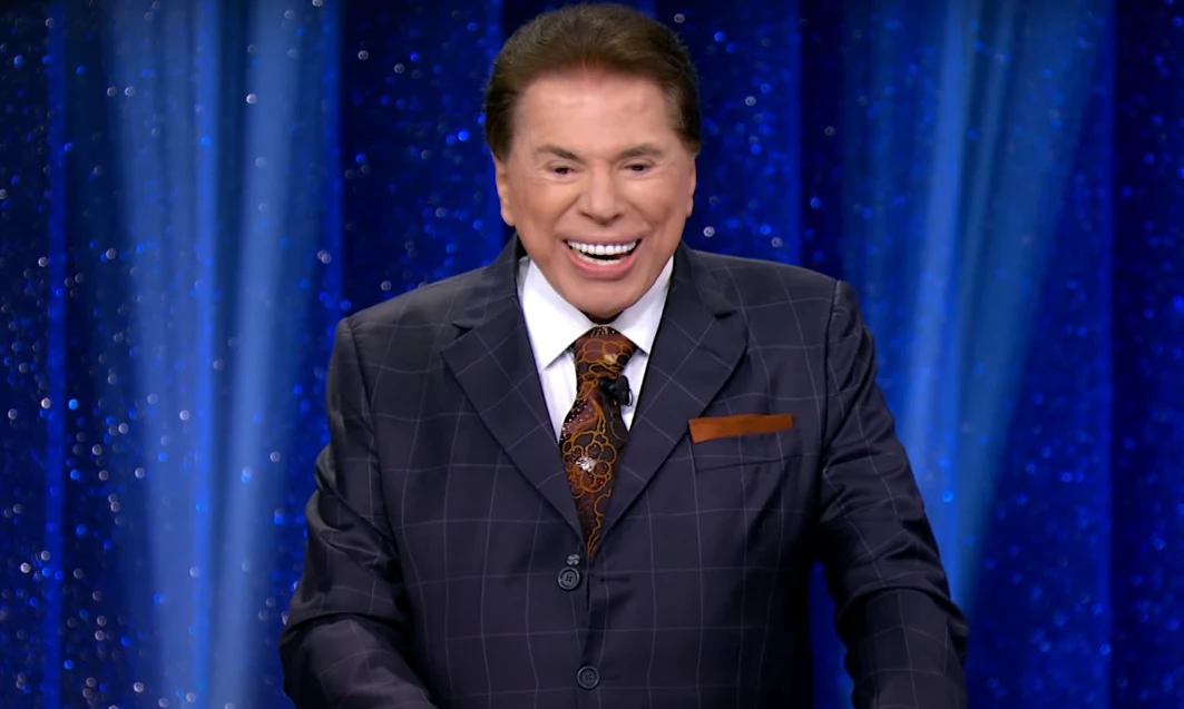 O apresentador Silvio Santos no comando do prêmio Troféu Imprensa (Créditos: SBT)