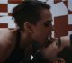 Letícia Colin e Caio Castro se beijando em Todas as Flores