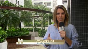 Flávia Jannuzzi em trecho de reportagem sobre plantas no Jornal Hoje