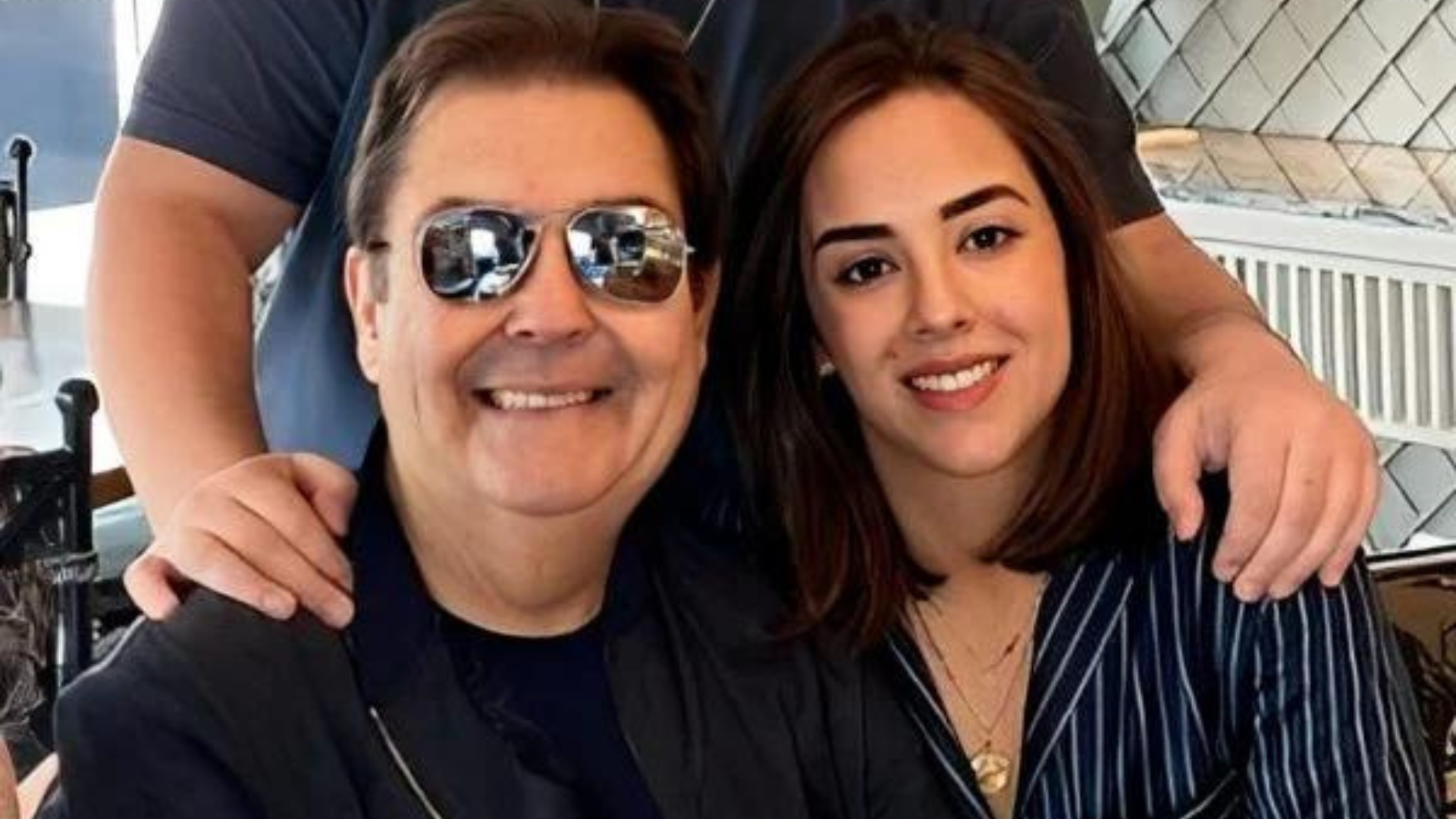 Faustão ao lado de sua filha Lara Silva