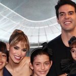 Kaká, a esposa Carol Dias e a família (Foto: Reprodução)