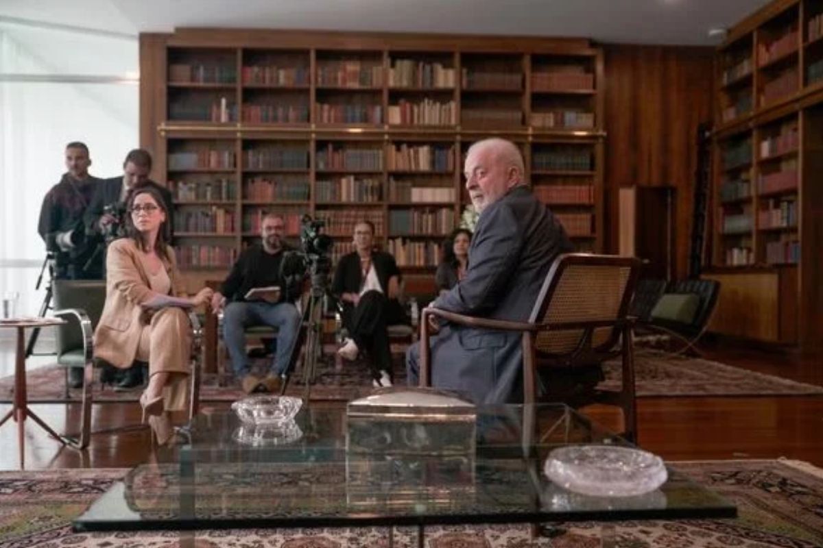 Globo exibe documentário com Lula e ibope despenca (Imagem: Globonews)