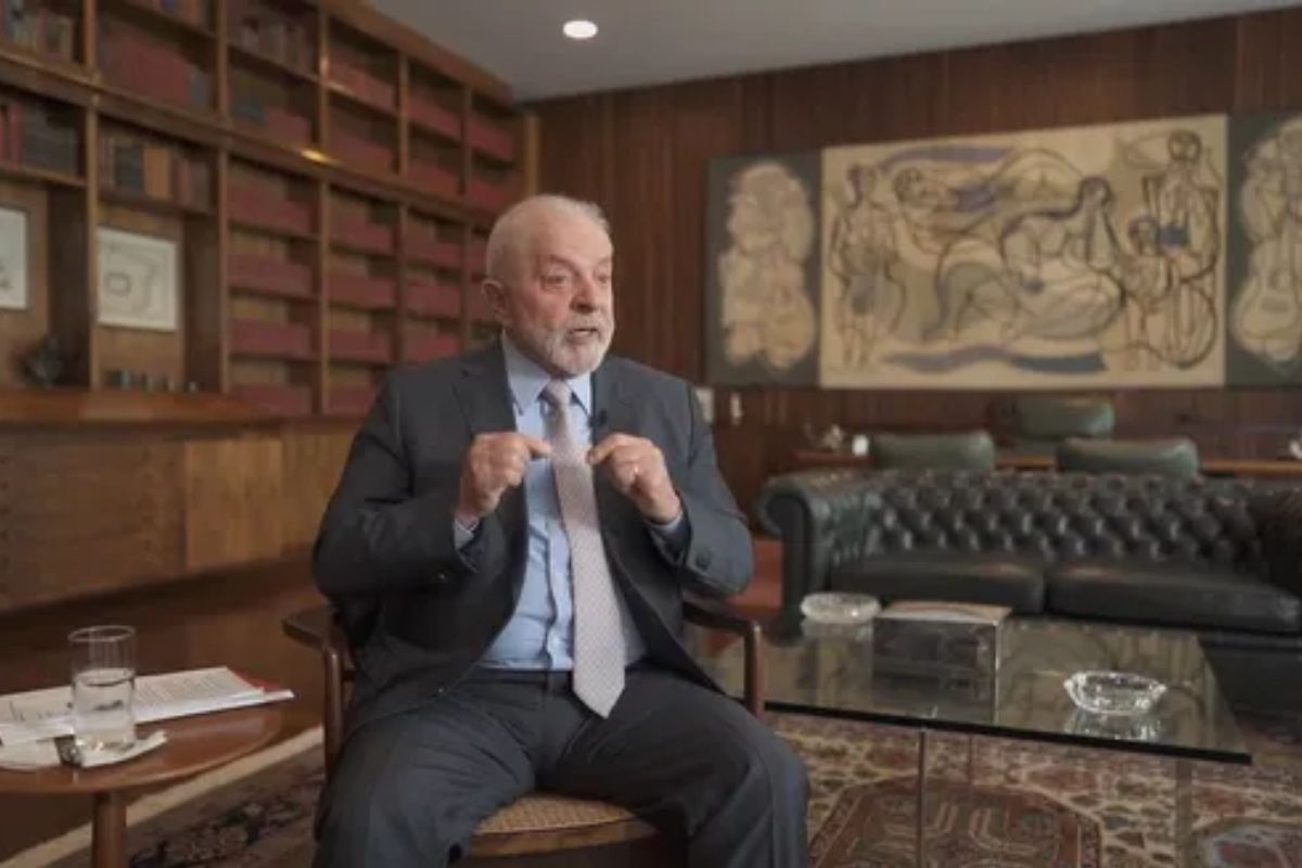 Globo exibe documentário com Lula e ibope despenca (Imagem: Globonews)