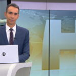 César Tralli durante o comando do Jornal Hoje (Foto: Reprodução)