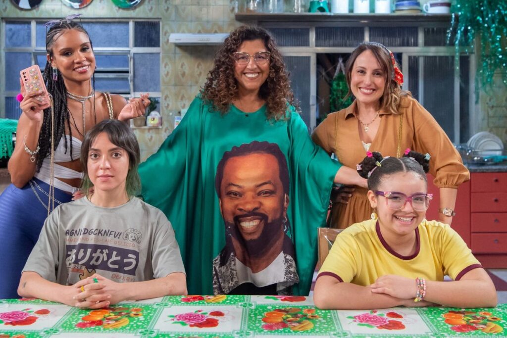 Tô Nessa! programa humorístico sob o comando de Regina Casé